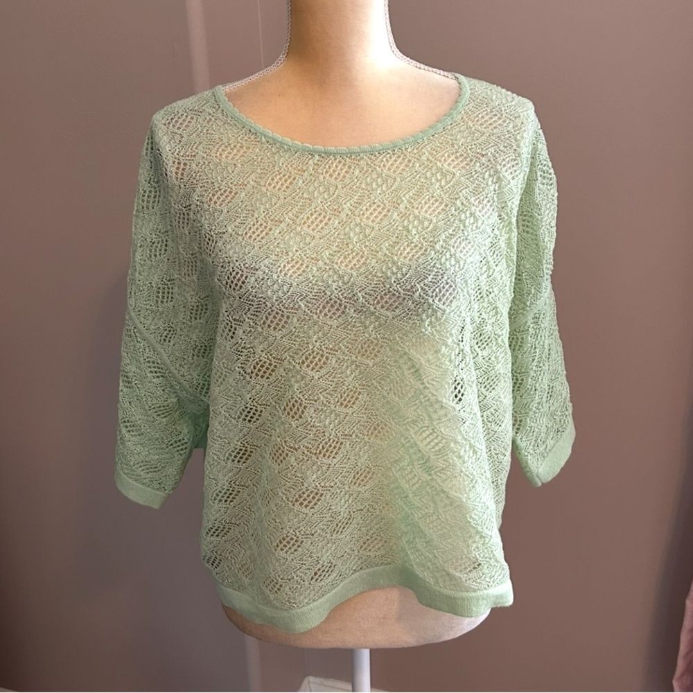 EUC Club Monaco Cropped Top(size Large)